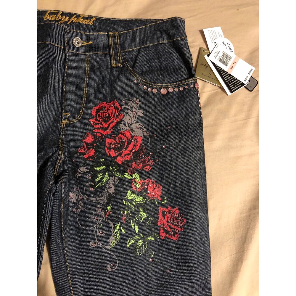🌹 Rose & Rhinestone Cropped Denim - Picture 2 of 4